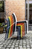 PONZA Stapelstuhl orange Kunststoff